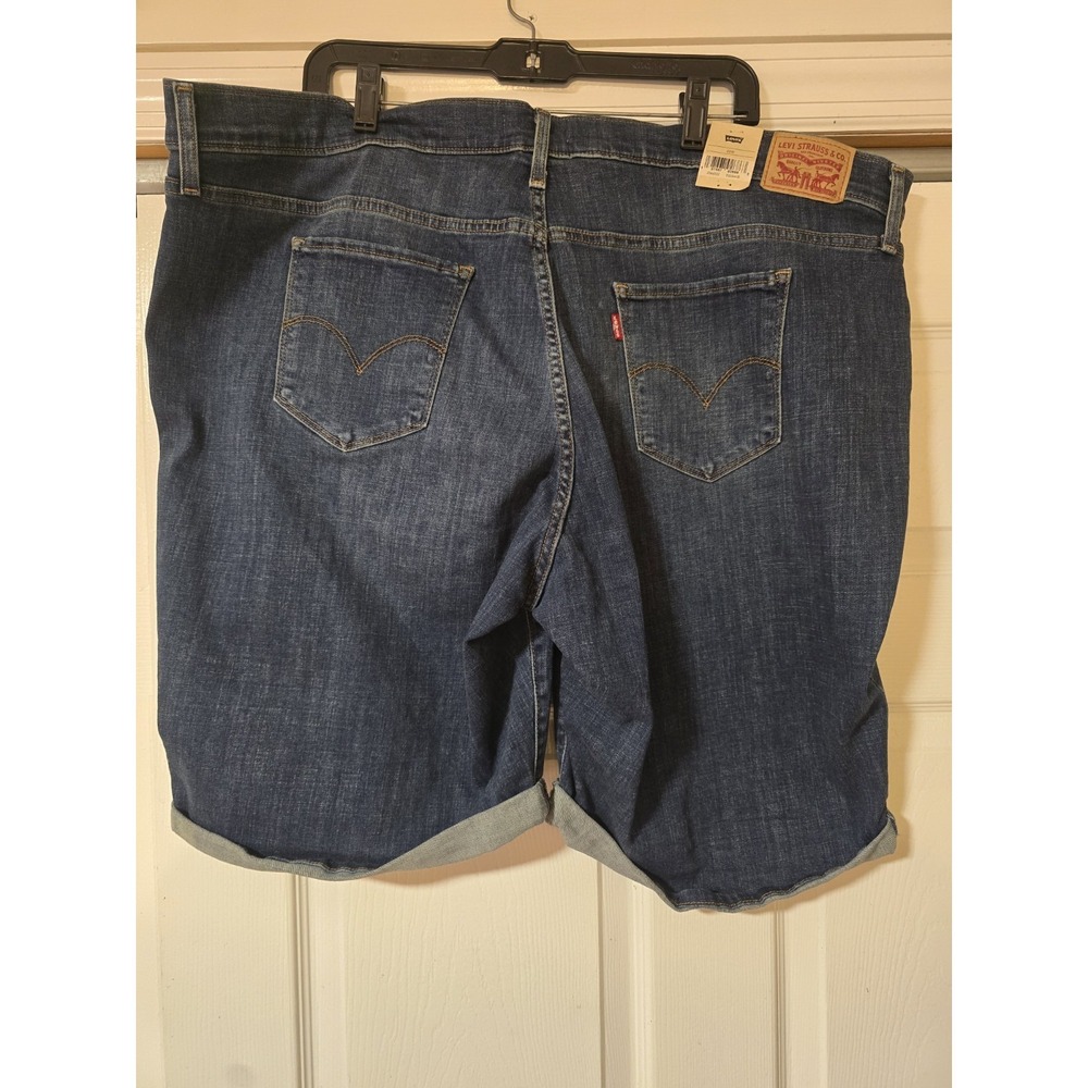 Levis Shorts Womens Size‎ 26W Blue Denim Classic Bermuda High Rise NwT - Picture 2 of 5